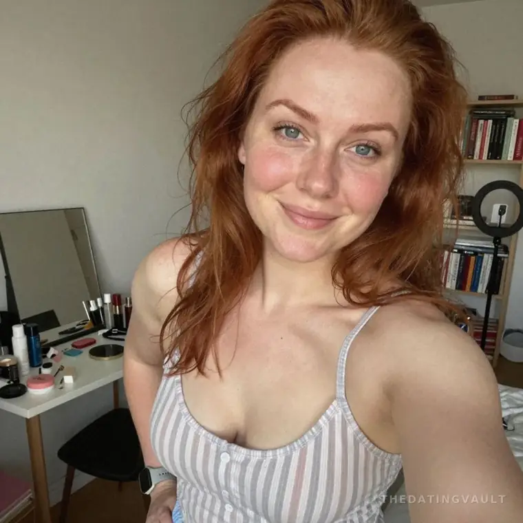 AmeliaMillie (25) - Cobden