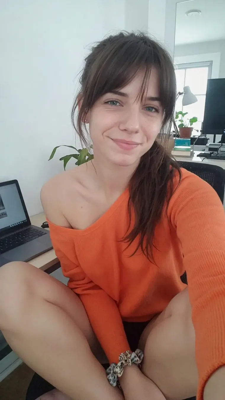 Angela93 (25) - Monkland