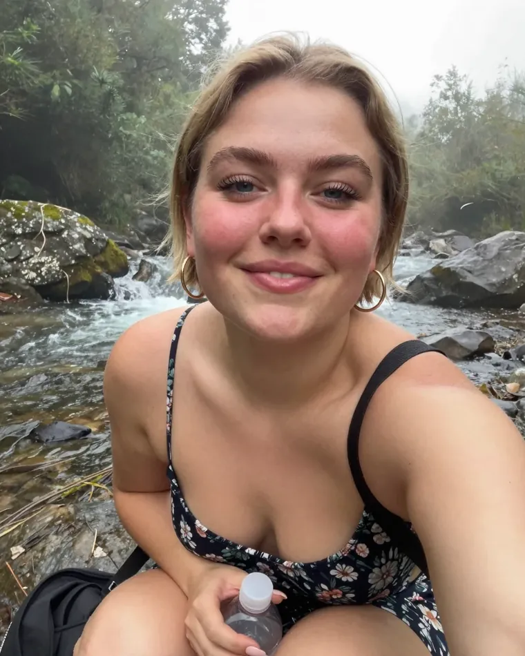 Belinda (22) - Melbourne