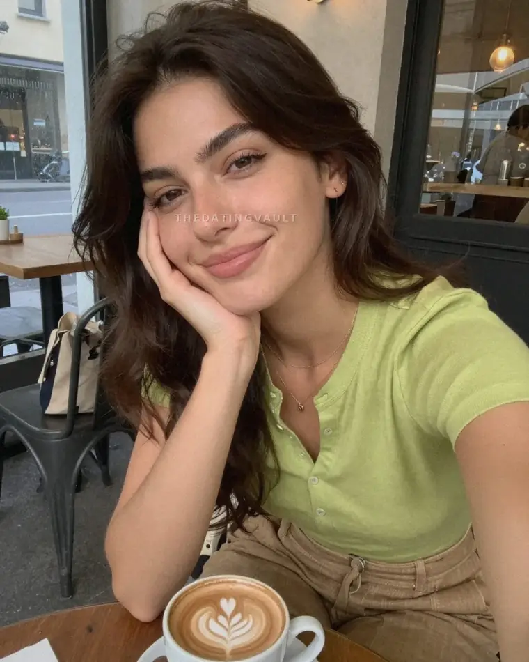 CheekyNikki (22) - Boggabilla