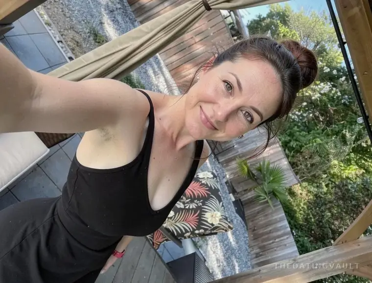 CozyGemma (30) - Cowell