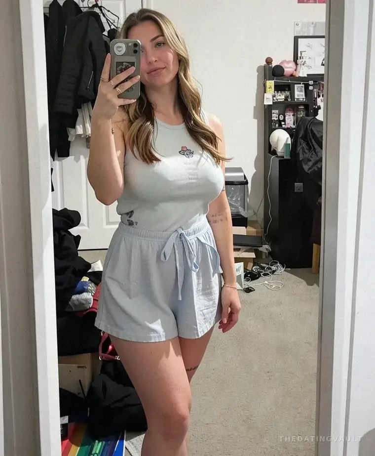 DreamyMikaela (25) - Haven