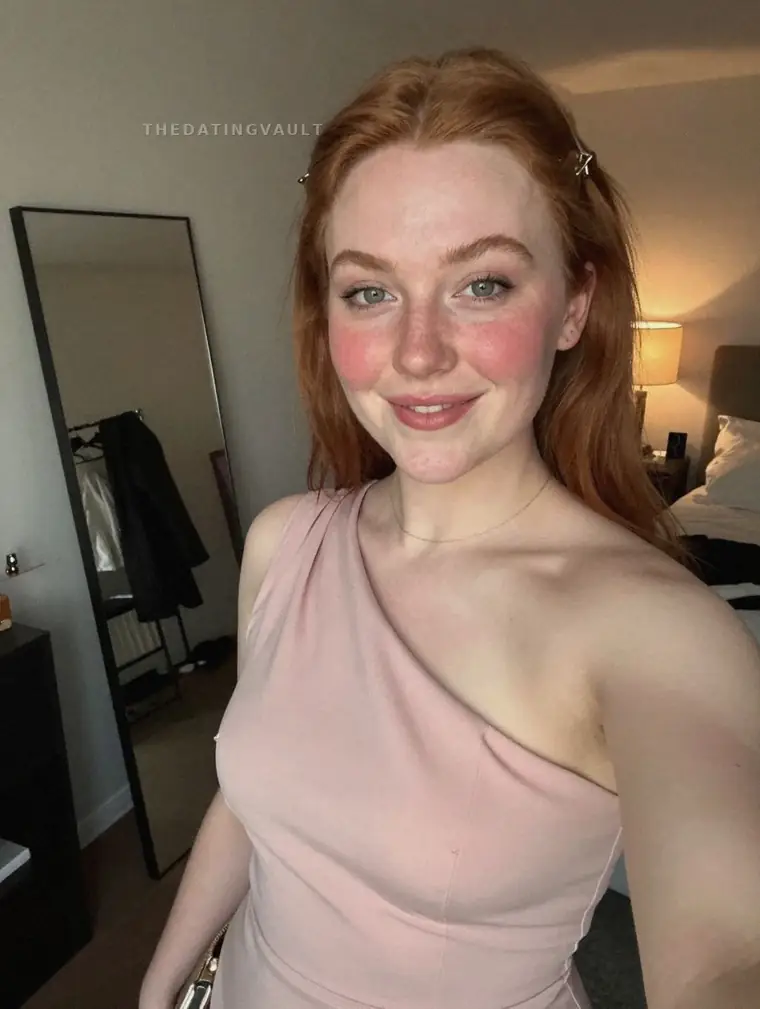 ErinSkye (22) - Park Avenue