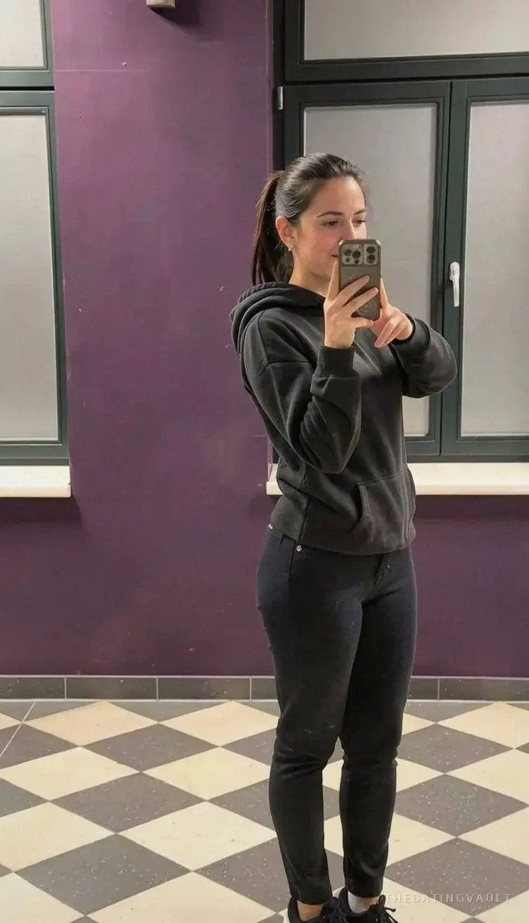FoxyJodie (25) - Parramatta