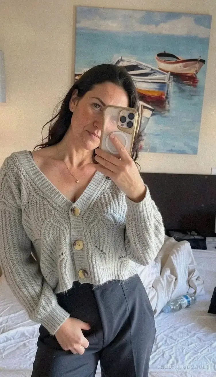 Hayley (30) - Alice Springs