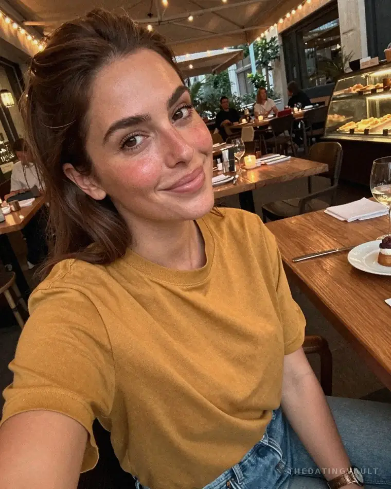 JulietJo (25) - Bundaberg