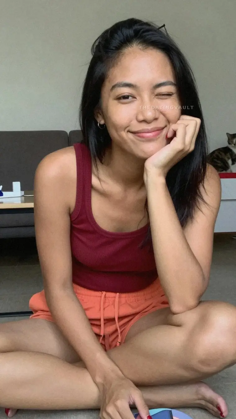 Kiara (25) - Canberra