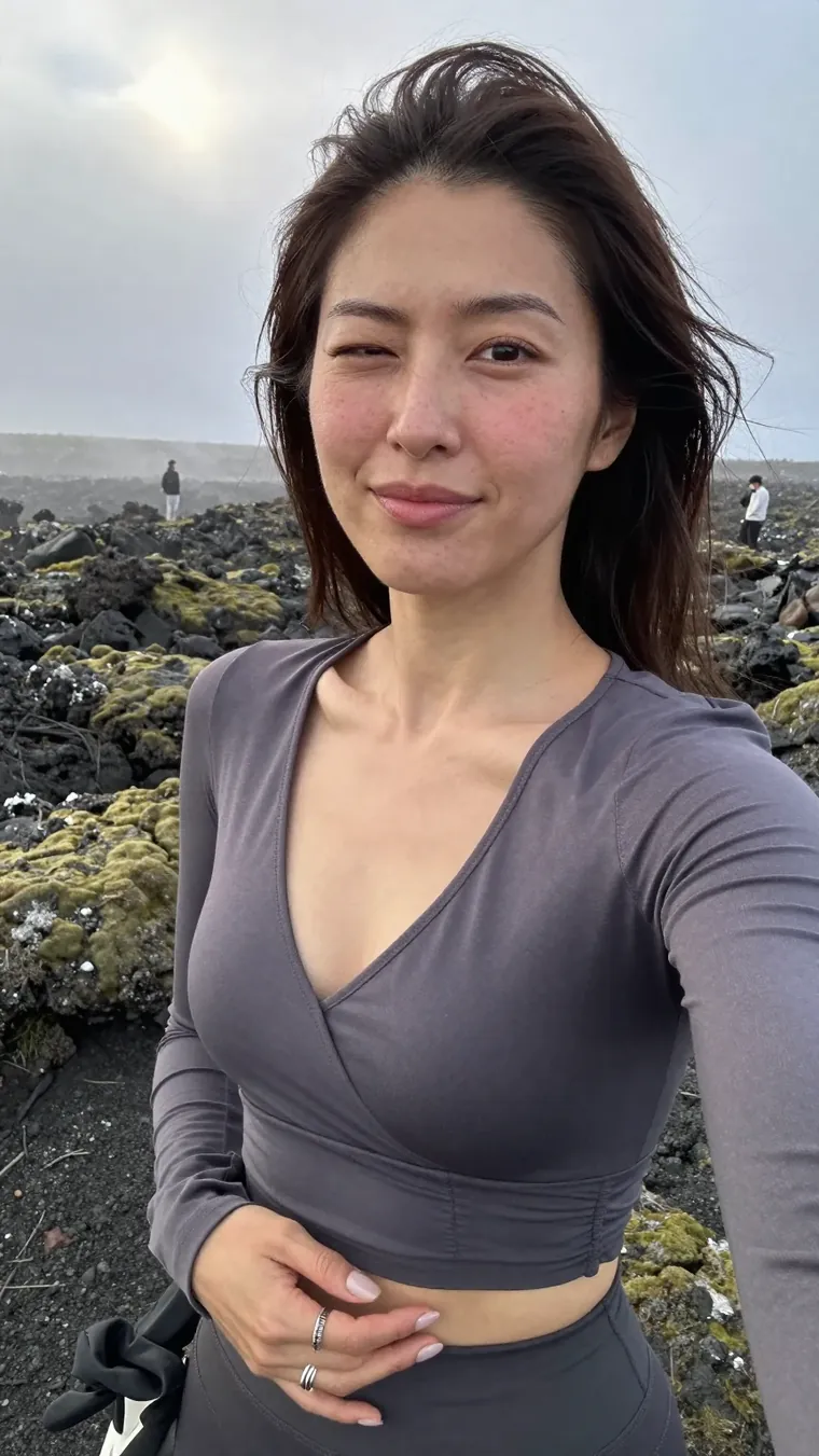 KobiKeira (30) - Elizabeth