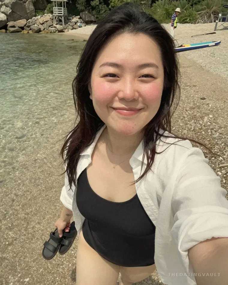 Maddy99 (25) - Darwin