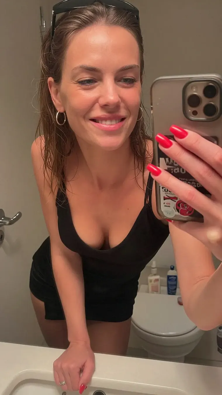 Mikaela95 (28) - Parkes