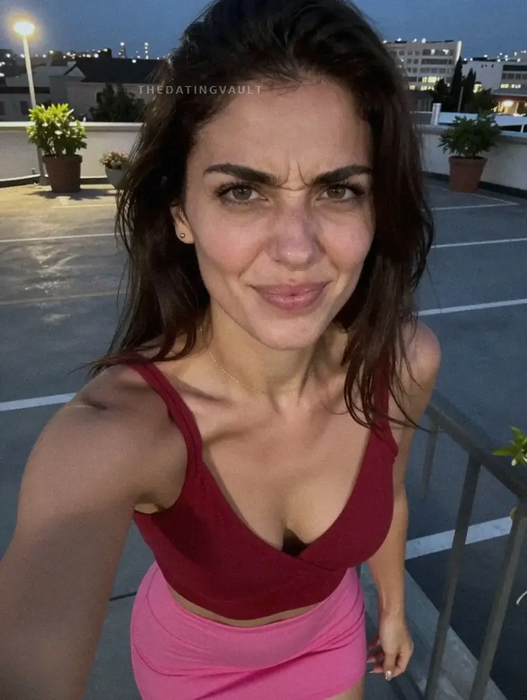 Olivia37 (25) - Liverpool