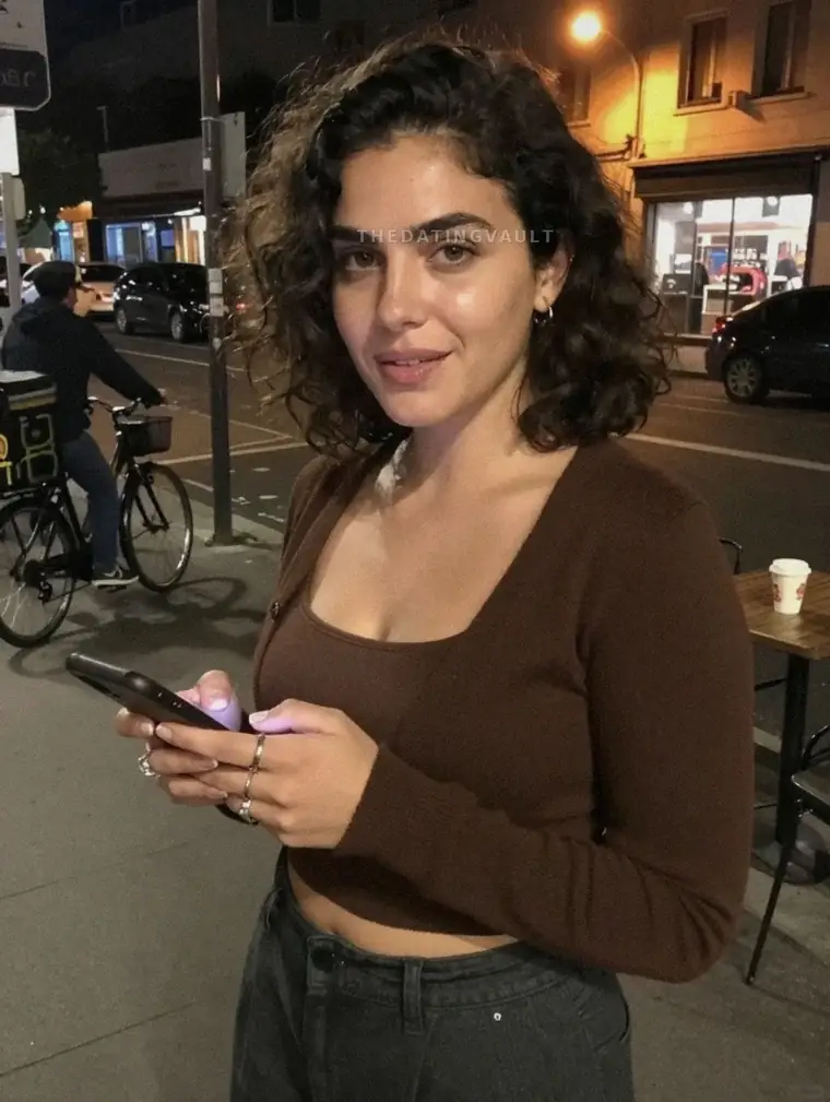 SugarSharni (25) - Kilsyth
